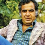 «ناصر ملک مطیعی» در حال دویدن در خیابان های تهران؛ سال 54