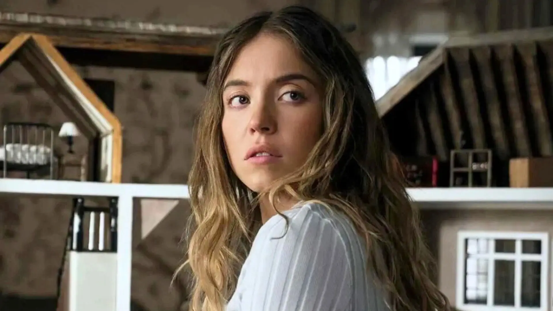 نقد فیلم «خدمتکار» با بازی سیدنی سوئینی