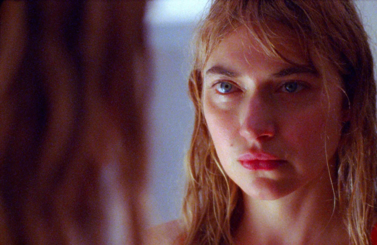 نقد و بررسی فیلم  «وقایع نگاری آب» به کارگردانی کریستین استوارت