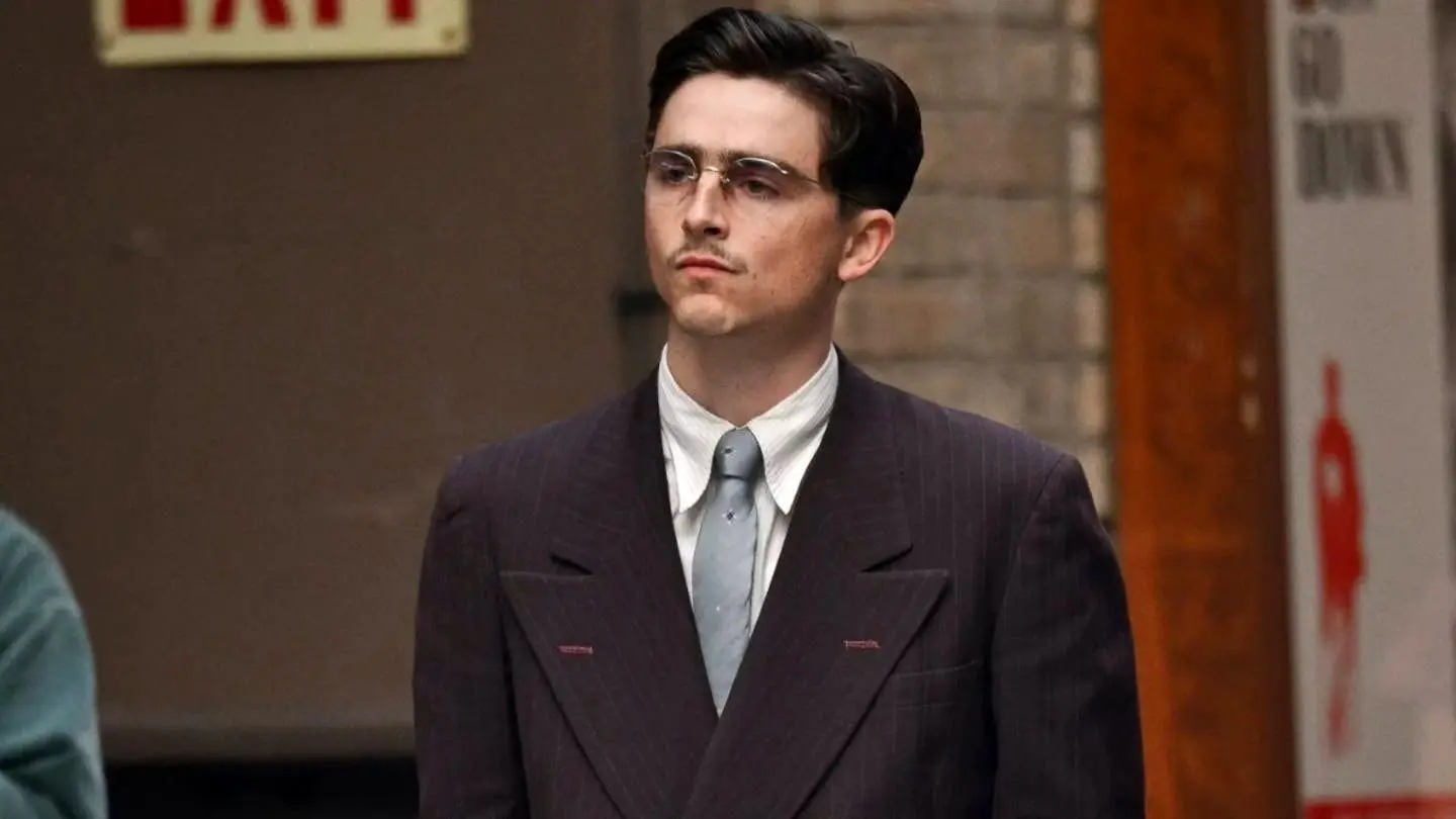 نقد و بررسی «مارتی معظم» با بازی تیموتی شالامه/ داستان مردی که می‌خواهد همیشه بهترین باشد