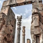 هنرمندان عازم تخت جمشید شدند