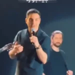 واکنش محسن یگانه به نشان دادن پرچم بحرین در کنسرتش