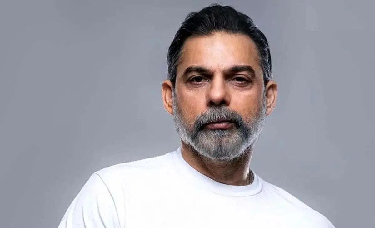 واکنش پیمان معادی به افزایش قیمت دلار: می‌تونم میانگین روزی یک برادران لیلا بسازم!