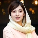 روشنک گرامی: بخاطر حرف‌هایی که علیه مادرم زدم معذرت می‌خواهم