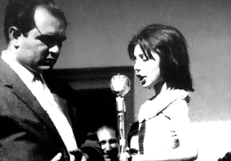 «گوگوش» 19 ساله و همسرش «محمود قربانی» در عروسی «طوفان هل‌عطایی»