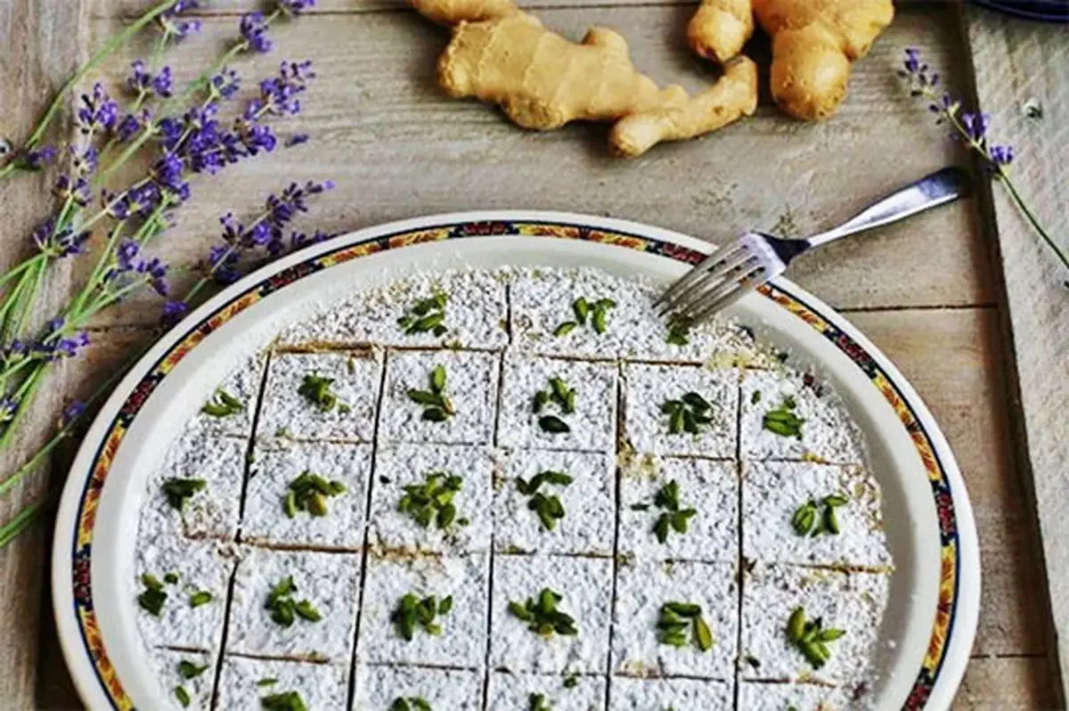 لذت یک لقمه شیرین و عطر زنجبیلِ تازه با حلوا زنجبیلی