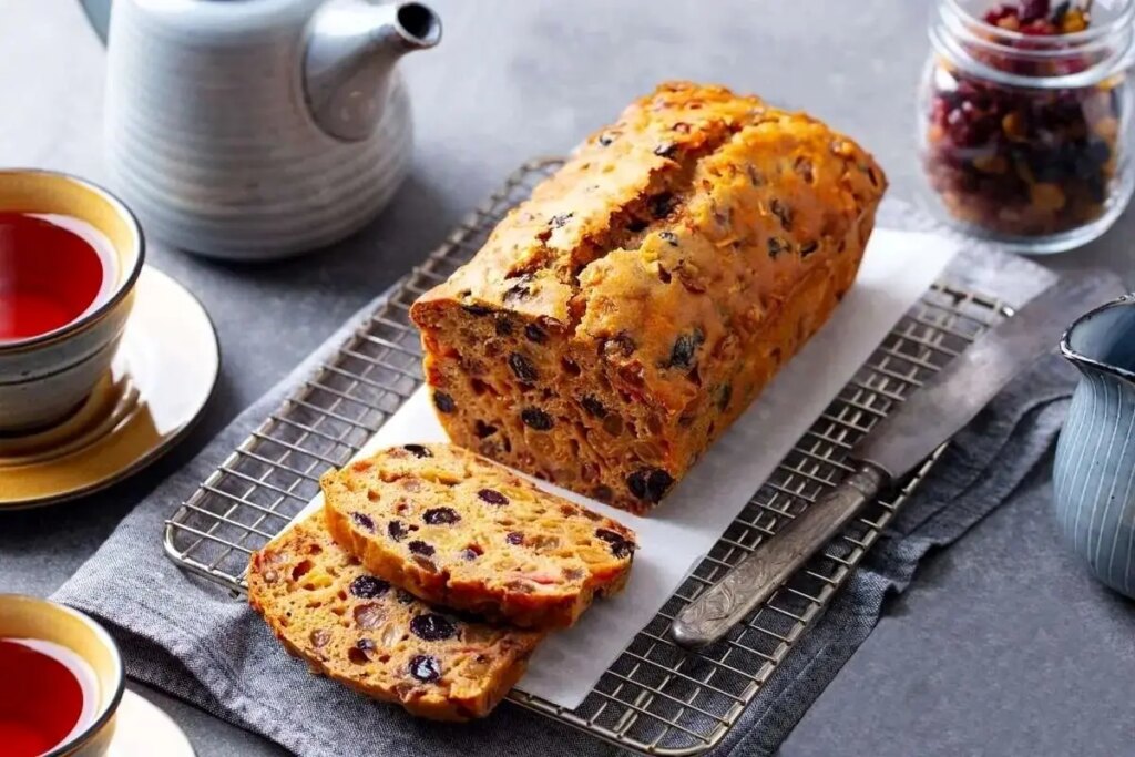 طرز تهیه کیک رژیمی با شیره انگور؛ سالم و مقوی