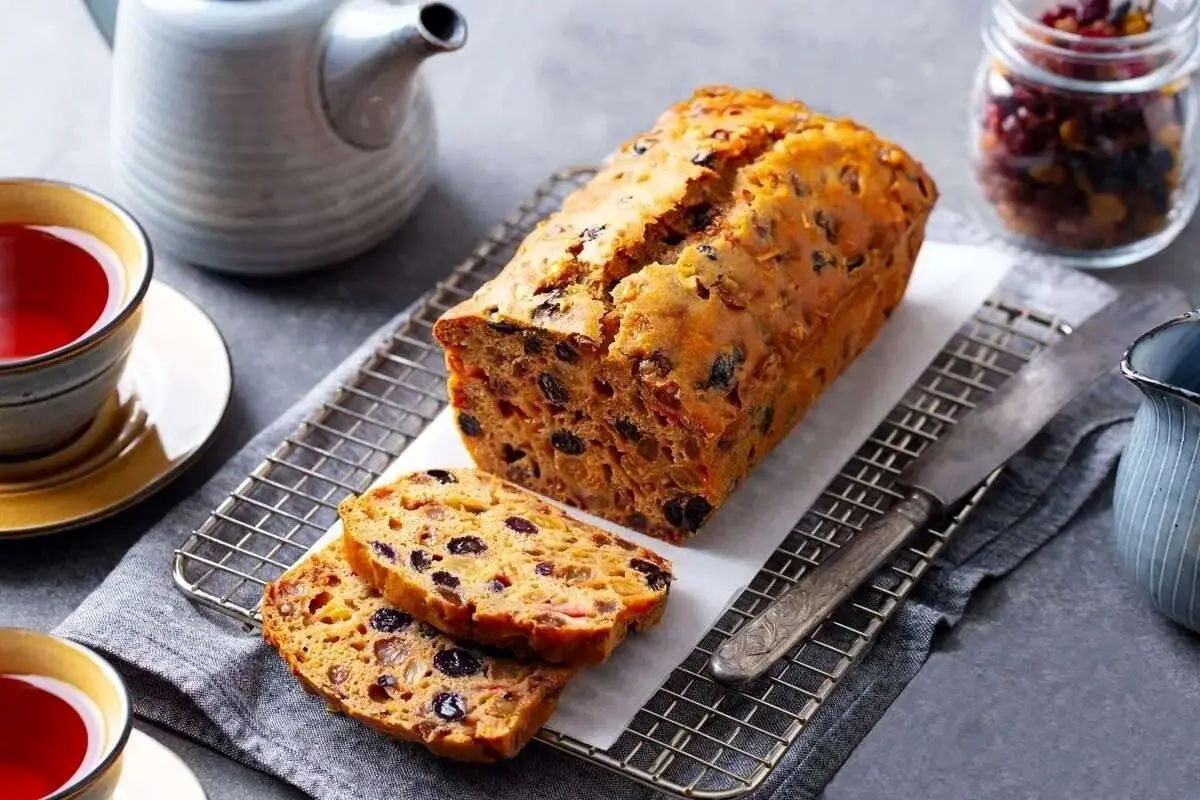 طرز تهیه کیک رژیمی با شیره انگور؛ سالم و مقوی