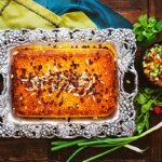 تمام ریزه‌کاری‌های پخت ته‌چین مرغ با ماست