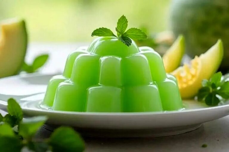 طرز تهیه دسر طالبی؛ ساده و خوشمزه برای تابستان